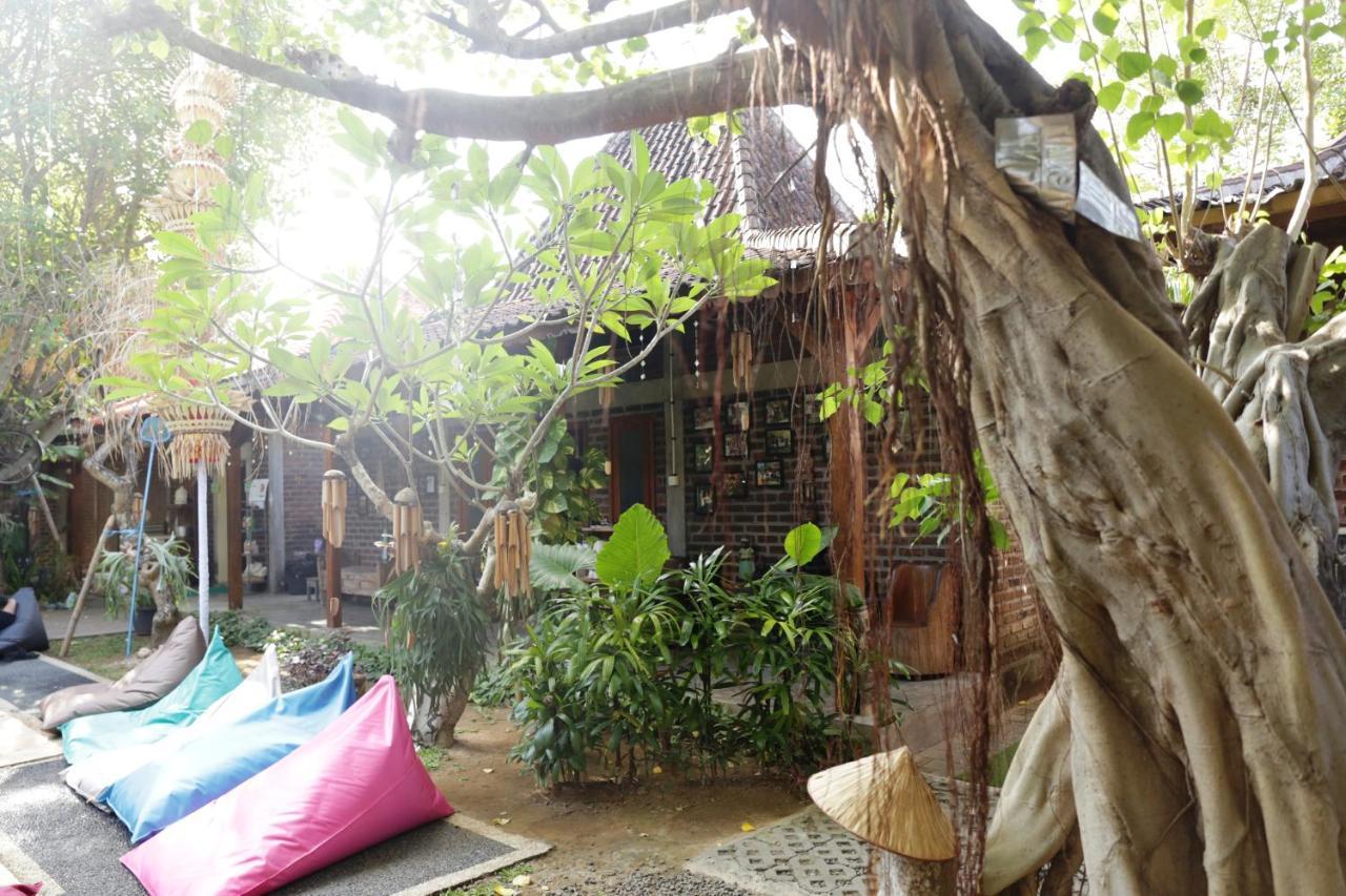 Albergue Da Housetel Kuta Kuta Lombok Exterior foto